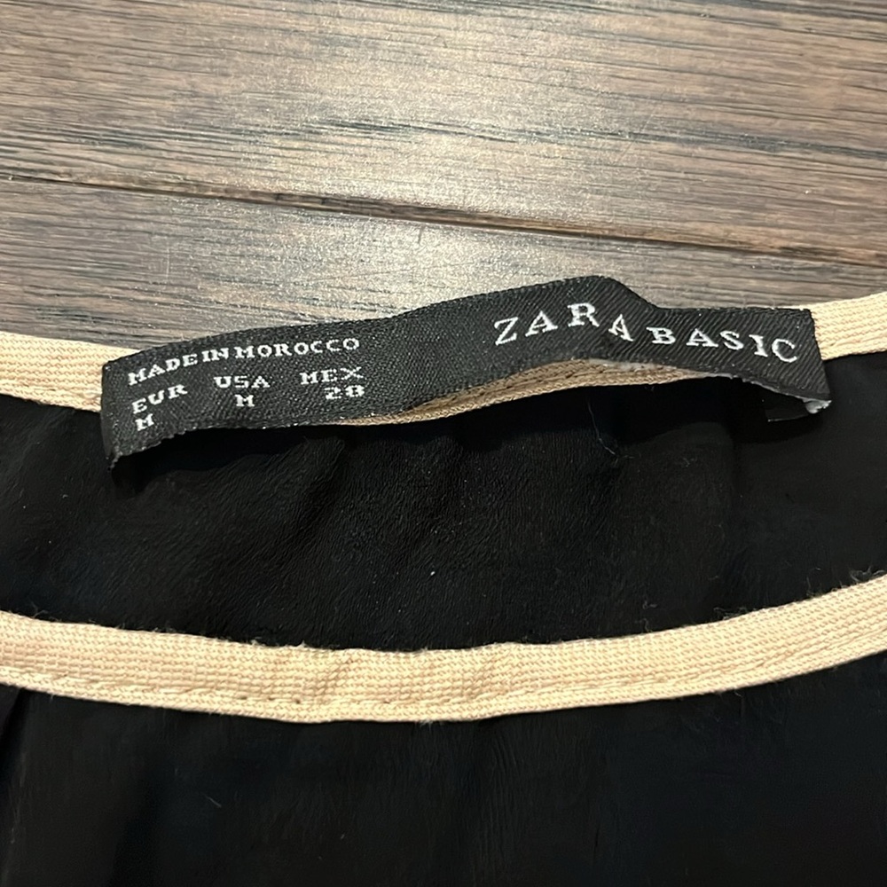 Zara dress medium - Picture 2 of 5